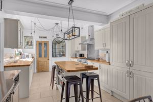 Photo 42- click for photo gallery